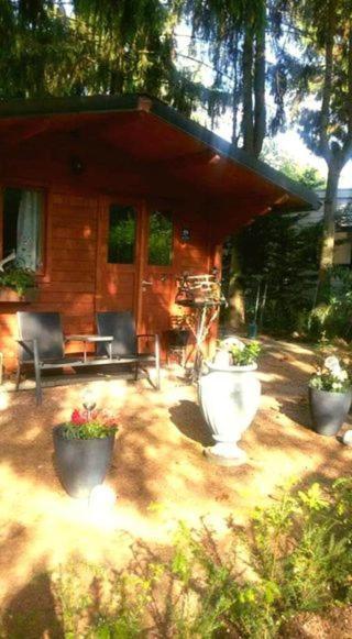 פוטן Chalet Op Een Rustig Park In De Natuur מראה חיצוני תמונה